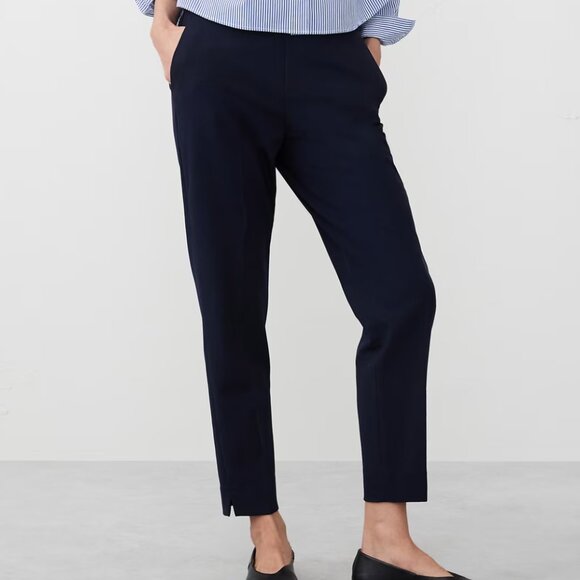 Banana Republic Factory Pants - Banana Republic Hayden Tapered Pant - Preppy Navy